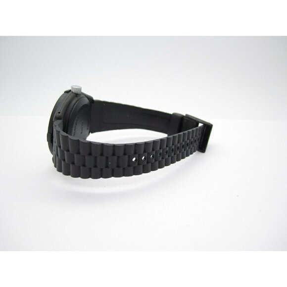 Vintage Men Swiss Wenger Quartz WR Analog Dial Plastic Case Round Watch (E814) - Picture 11 of 11